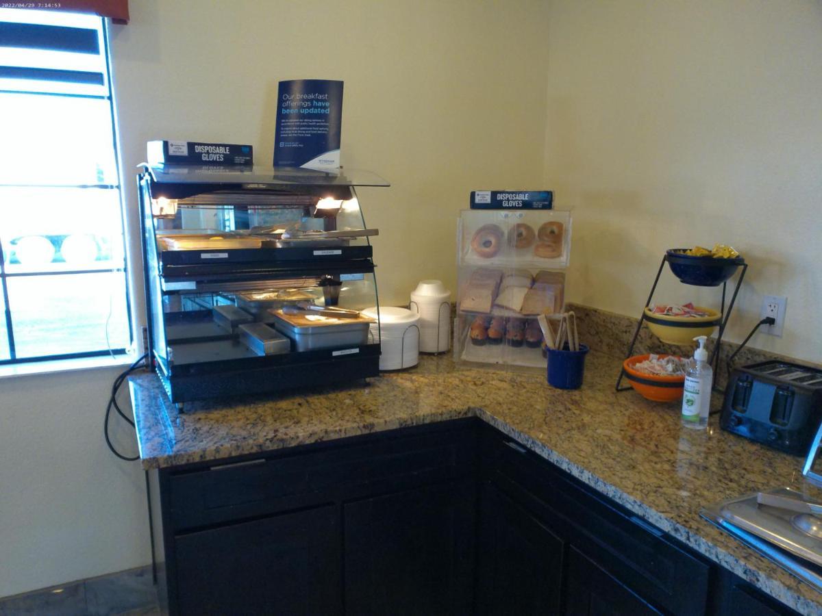 Days Inn & Suites By Wyndham Tucson/Marana Екстериор снимка