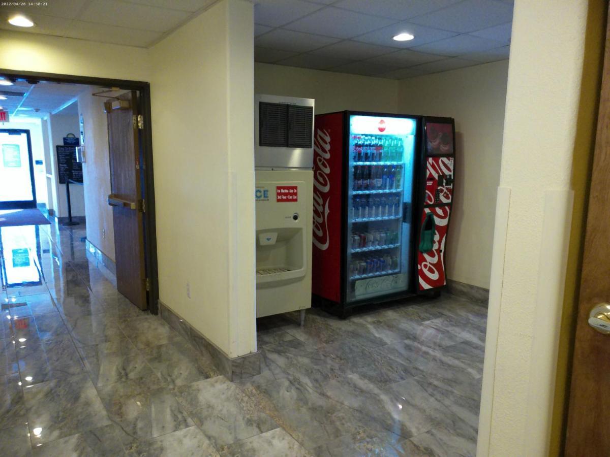 Days Inn & Suites By Wyndham Tucson/Marana Екстериор снимка