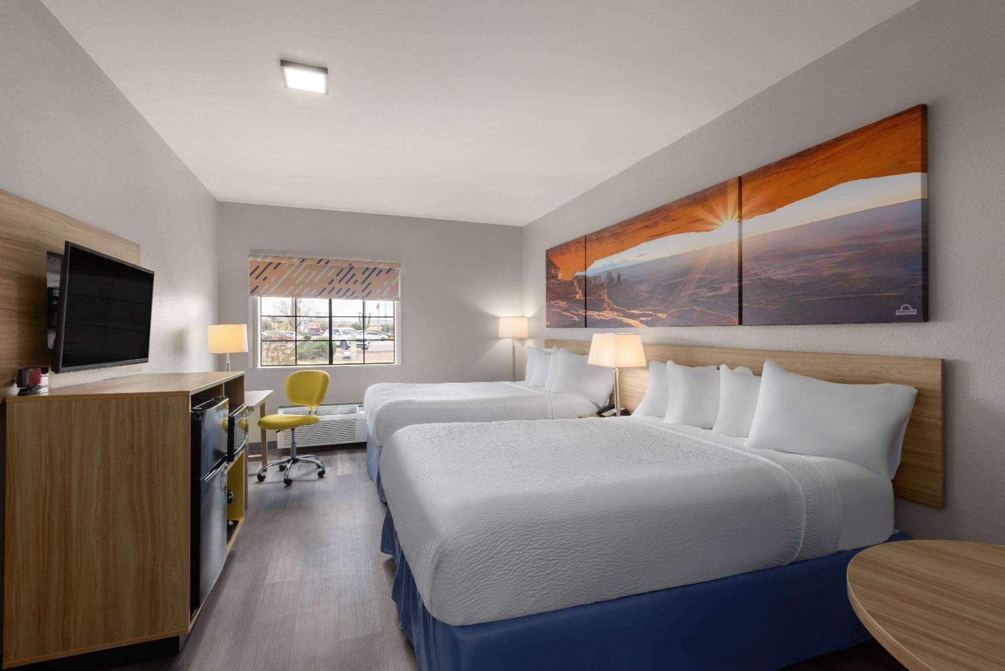 Days Inn & Suites By Wyndham Tucson/Marana Екстериор снимка