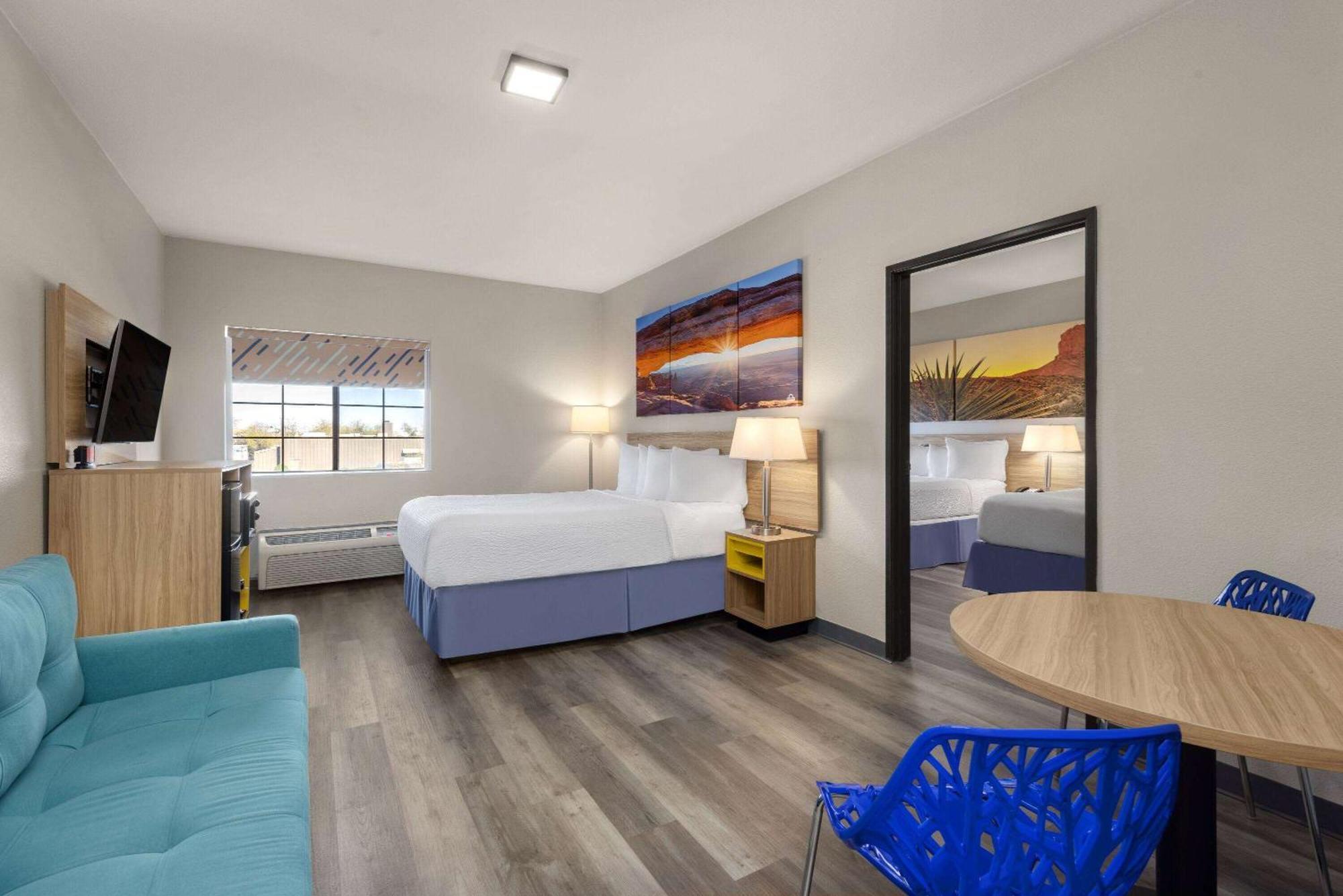Days Inn & Suites By Wyndham Tucson/Marana Екстериор снимка