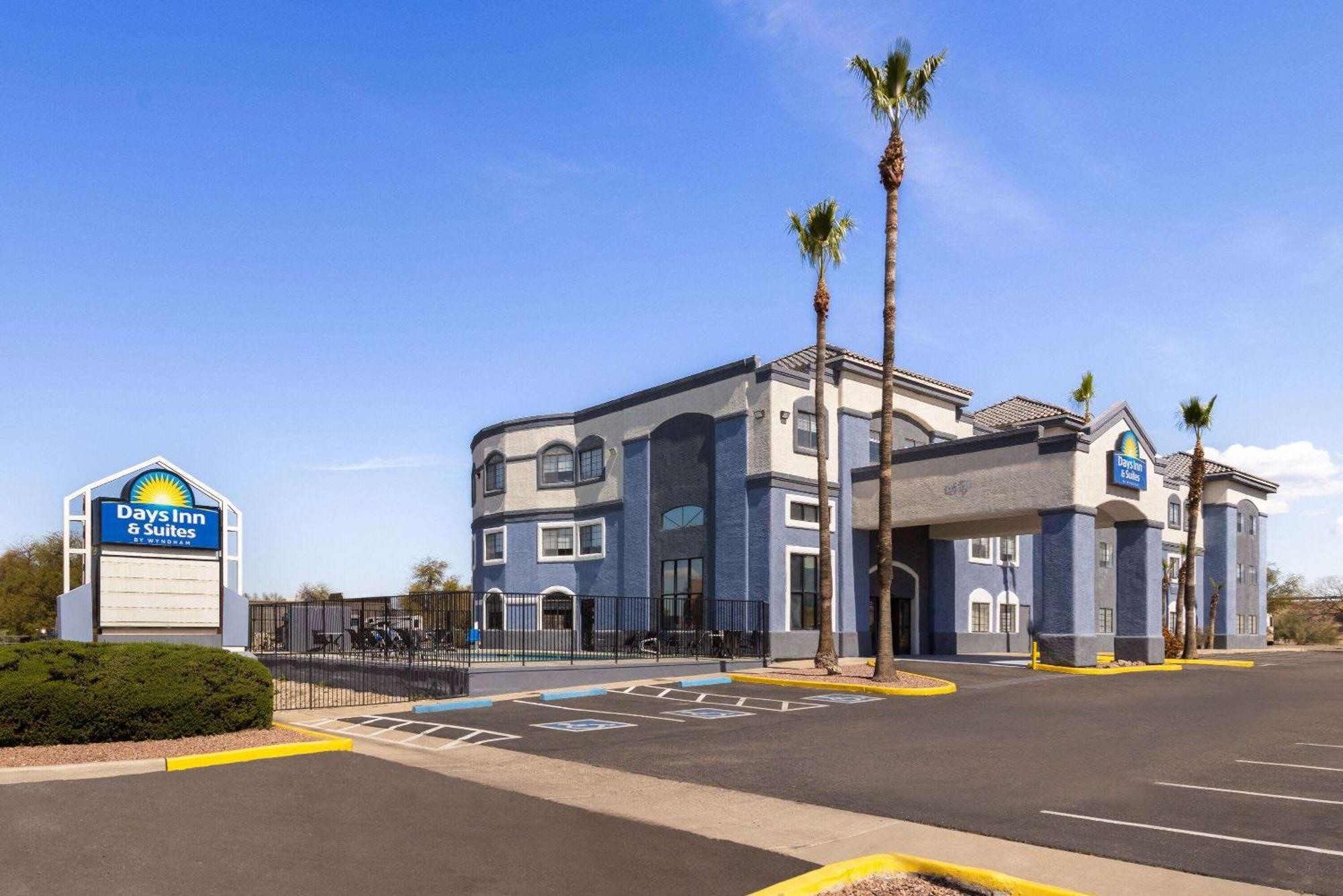 Days Inn & Suites By Wyndham Tucson/Marana Екстериор снимка