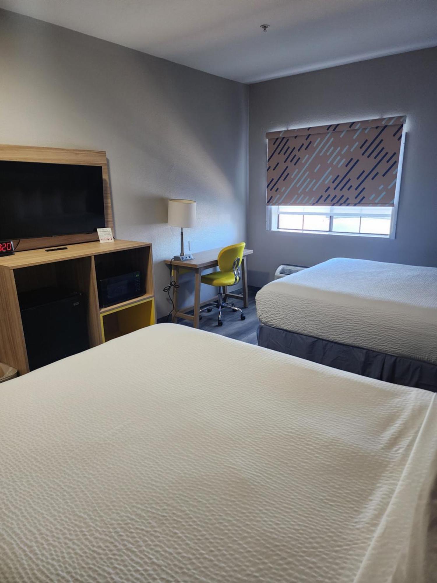 Days Inn & Suites By Wyndham Tucson/Marana Стая снимка